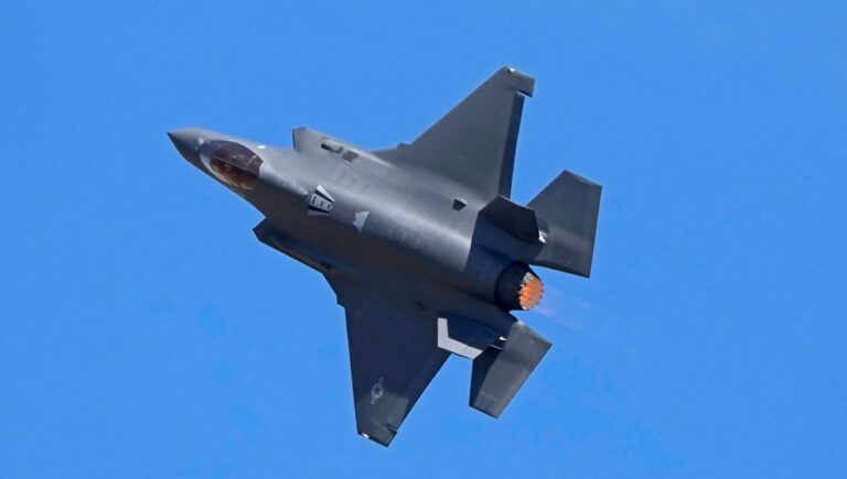 abdde f 35 ucagi dustu pilotu firlatma koltugu kurtardi an73WbcY