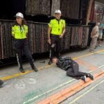 agustosta mont giydi yakayi ele verdi eLryVl4v