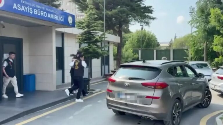 doviz burosuna silahli saldiri ZELOkVnd