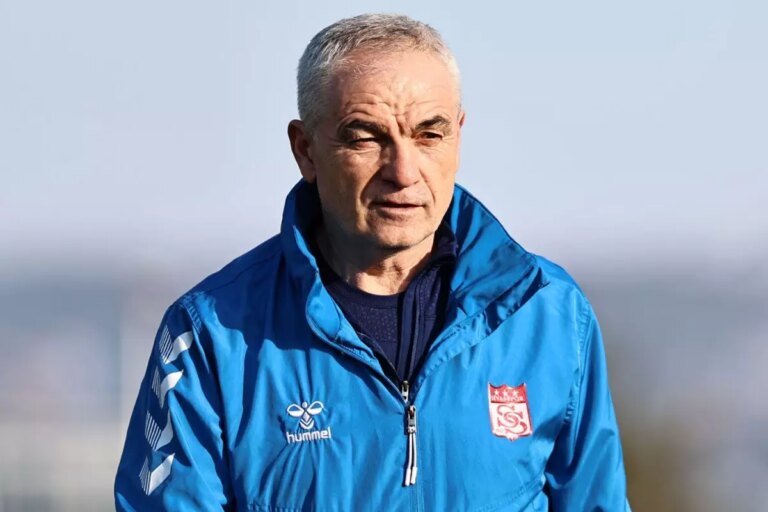 riza calimbay yurt disindan kendisine gelen teklifi acikladi oralar bize gore degil YYcnugwy