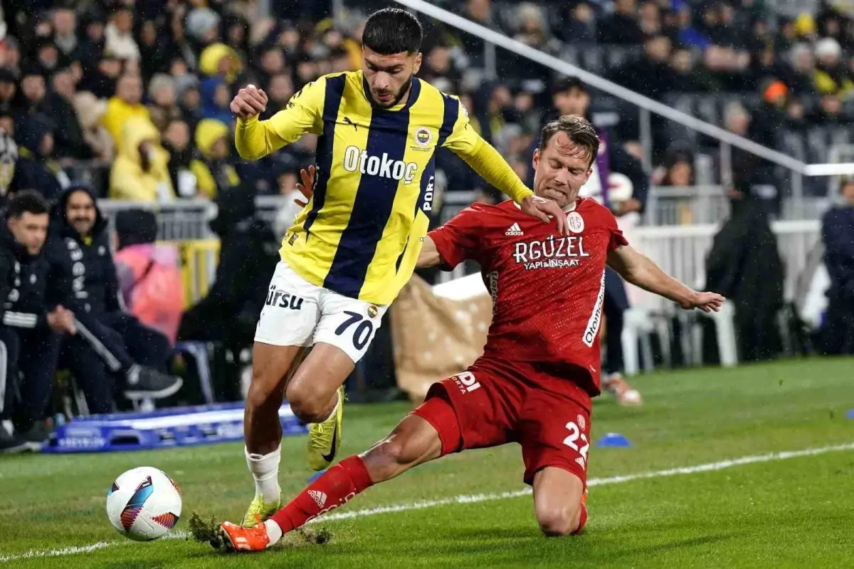 fenerbahce antalyaspor maci rFIAVX8v