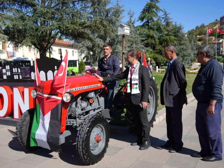 traktorunu gazze icin satiyor FSUEGihL