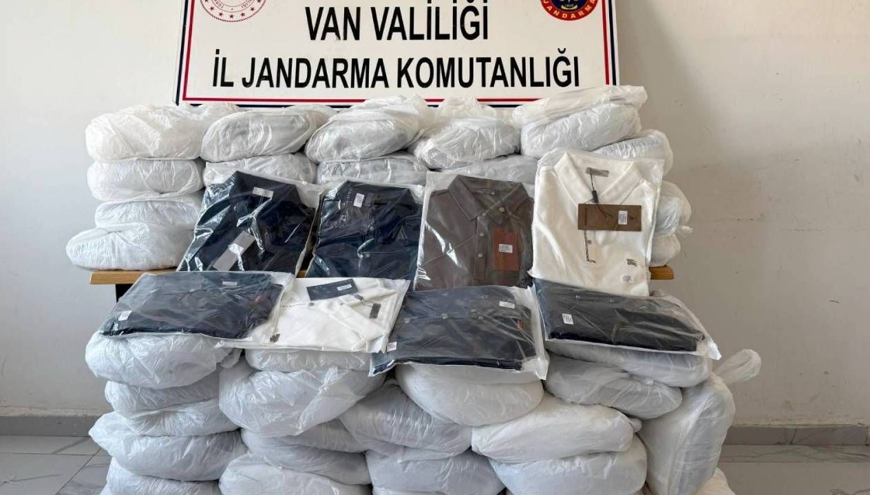 vanda gumruk kacagi malzeme ele gecirildi bir gozalti GiBg6FIF