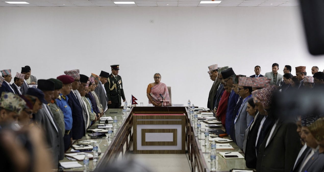 z kusagi devirdigi hukumeti yeniden kurdu discord uzerinden secilen basbakan koltuguna oturdu Id1fTTaF