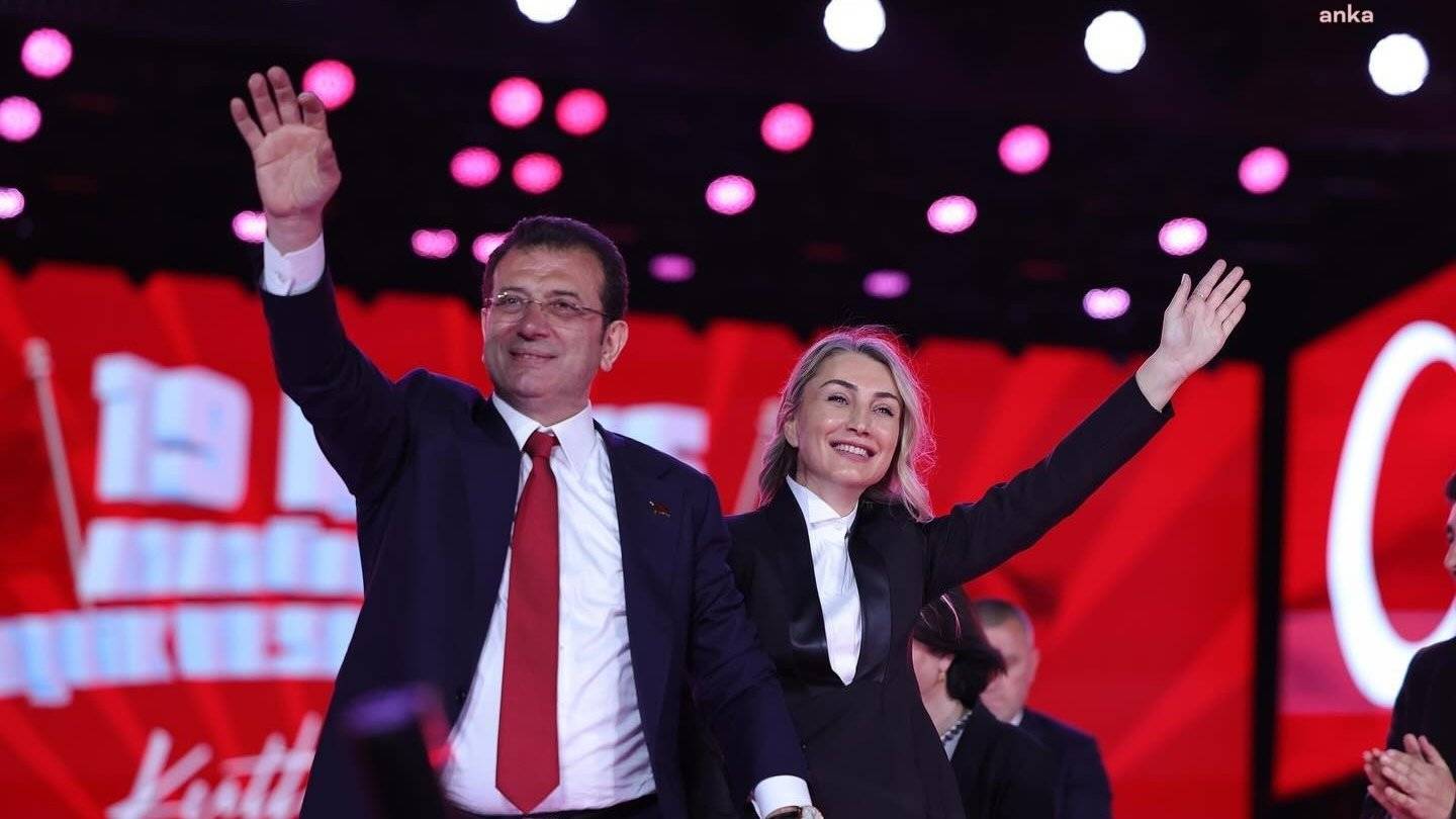 ozgur ozel acikladi dilek imamoglunun diplomatik pasaportunu iptal etmisler RkZSh16k.jpeg