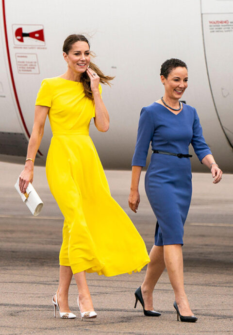 Kate Middleton’un Sarı Elbisesiyle Dikkat Çeken Anları
